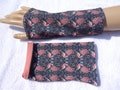 William Morris Pecock, arm warmers, wrist warmers, OekoTex jersey, fingerless gloves, Art Nouveau, peacock, grey, pink, black