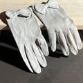 Vintage Italian Leather Ladies Gloves with Bow Detail in Soft Grey size 7